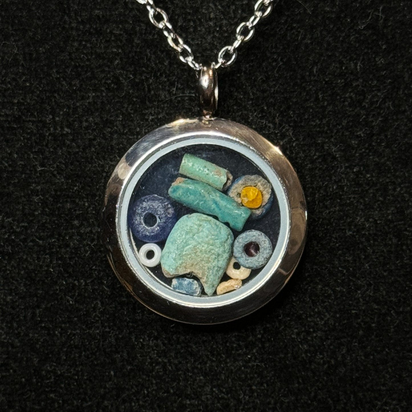 Large Ancient Egyptian Lot of Beads Pendant, (1000 B.C.) – Late New Kingdom