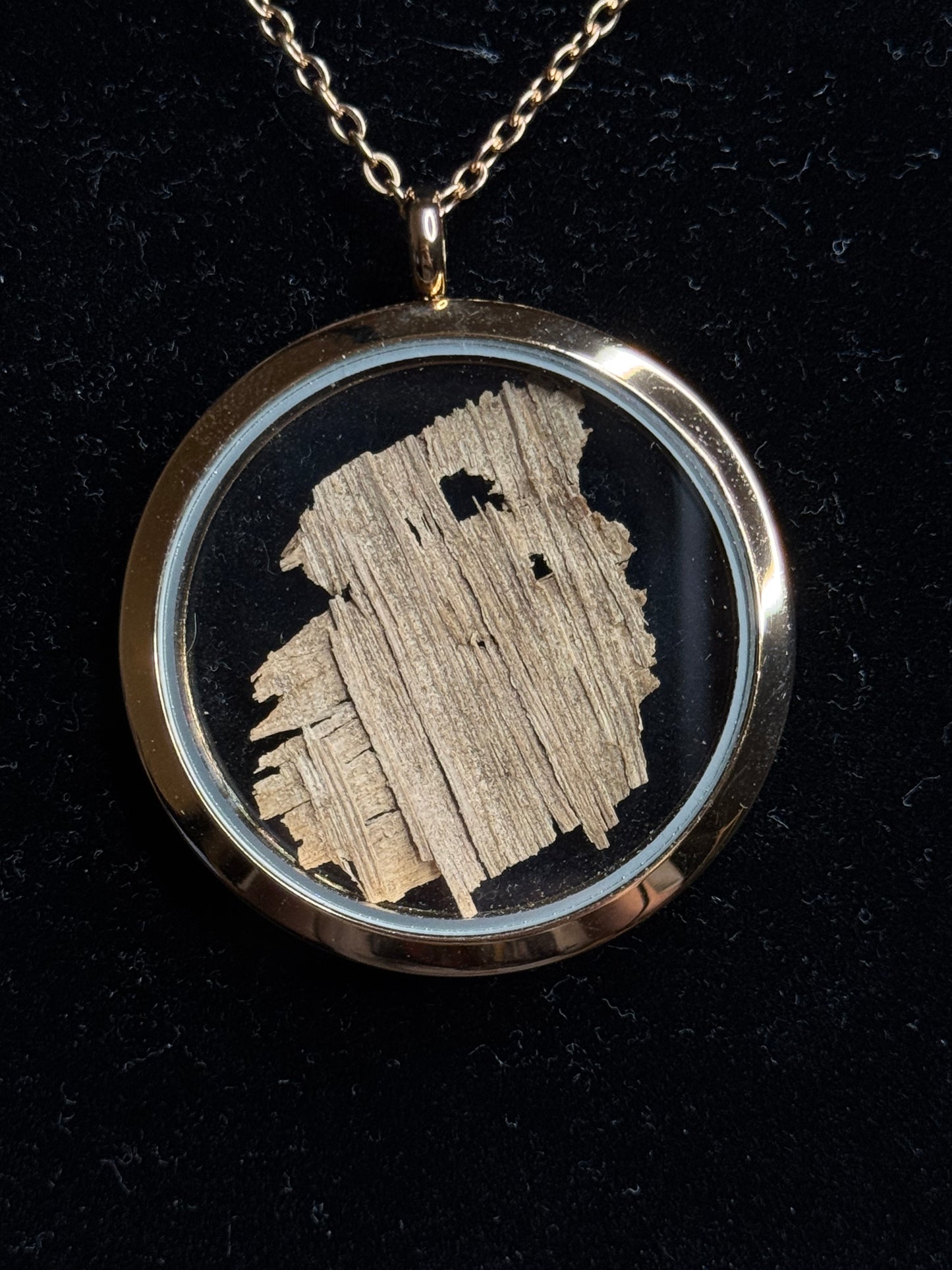 Ancient Greek Papyrus Pendant – Circa 3rd–7th Century AD
